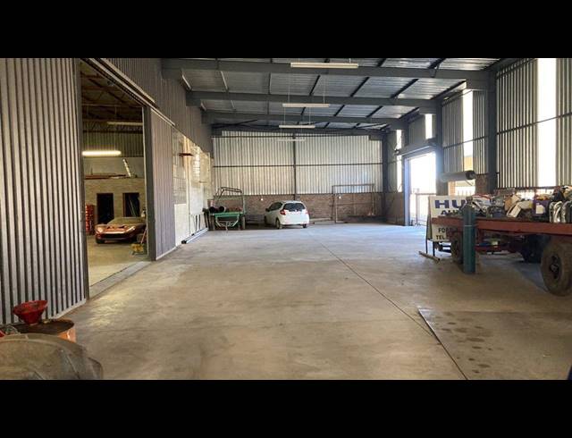 1,320M² WAREHOUSE FOR SALE IN RANDFONTEIN CENTRAL